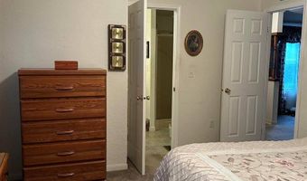 1001 N VanBuren # 5 Ave, Abilene, KS 67410