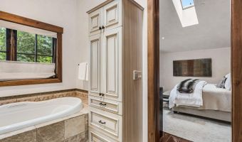 1354 Sierra Vista Dr, Aspen, CO 81611