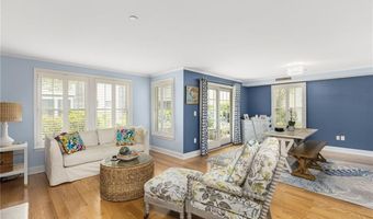 20 Narragansett Ave 602, Narragansett, RI 02882