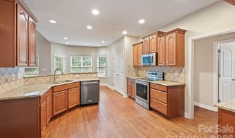 2544 Short Cedar Trl, Alexis, NC 28006