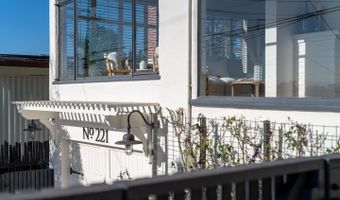 221 Highland Dr, Aptos, CA 95003