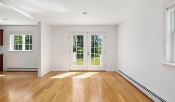 9 Spring St, Jamestown, RI 02835