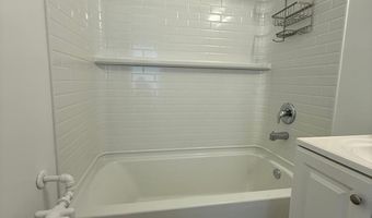 548 Queen St, Bridgeport, CT 06606