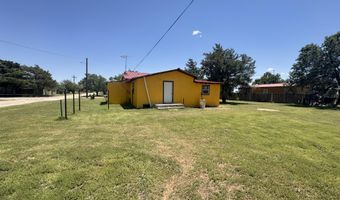 115 Duggan Ave, Anton, TX 79313