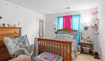 811 Yates Ct, Boiling Springs, SC 29316
