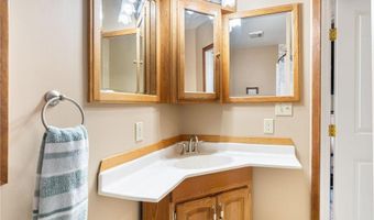 807 11th Ave NW, Austin, MN 55912