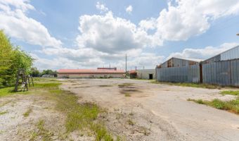 945 Pine Ave, Albany, GA 31701