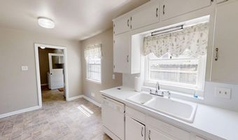 241 W 11th St, Casper, WY 82601