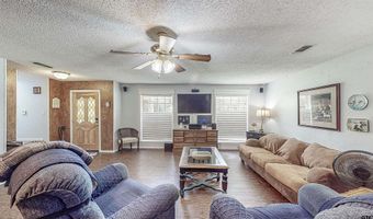 10203 Crestview Dr, Tyler, TX 75707