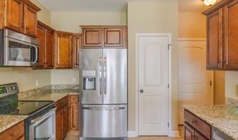 301 SANDLEWOOD Dr, Benton, AR 72015