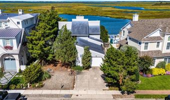22 PELICAN Dr S, Avalon, NJ 08202