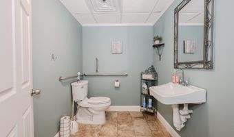 135 NH-Route 101A, Amherst, NH 03031