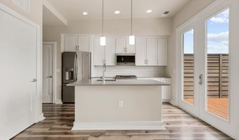 1800 MOUNT VERNON Ave 401, Alexandria, VA 22301