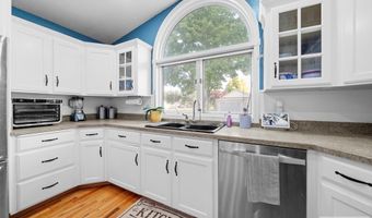2175 Cabellaro Dr, Ammon, ID 83406