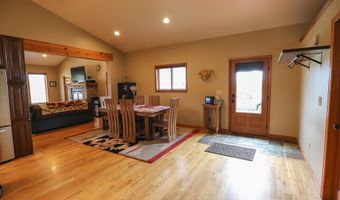 15 Helen Ln, Banner, WY 82832