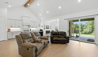 303 Highland Ct, Aledo, TX 76008