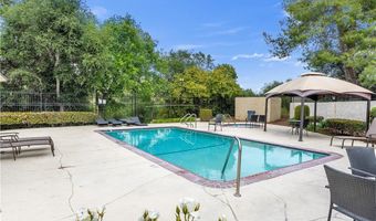 29729 Strawberry Hill Dr, Agoura Hills, CA 91301