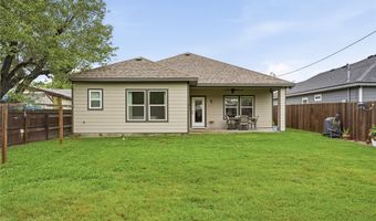 150 N 9th St, Aransas Pass, TX 78336