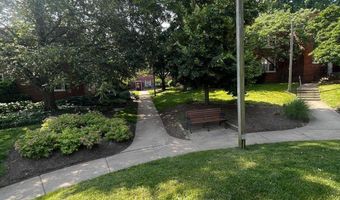 1736 N RHODES St 5-290, Arlington, VA 22201