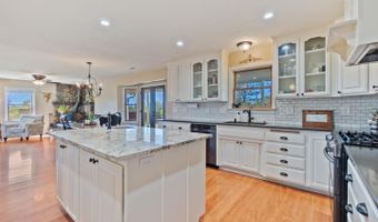 17962 Coyote Ln, Anderson, CA 96007