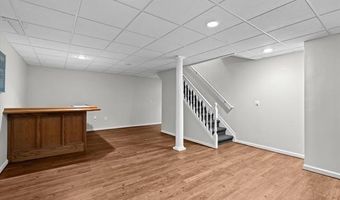 351 Heritage Dr, Addison, MI 48381