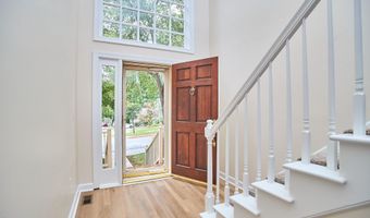 119 Heatherwood Dr, Apex, NC 27502
