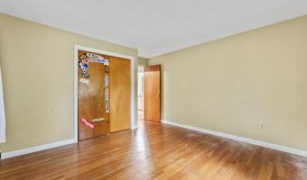 28 Colony Rd, Augusta, ME 04330