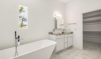 508 J St, Bentonville, AR 72712