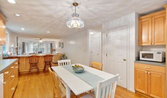 14 Millers Farm Rd, Billerica, MA 01821