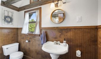 400 E Walker St, Ash Grove, MO 65604