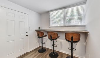 3100 N GLEBE Rd, Arlington, VA 22207