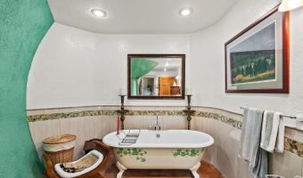 123 E Mountain View Rd, Clark Fork, ID 83811