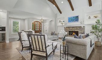 547 Roundtree Dr NE, Ada, MI 49301
