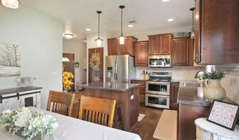 1711 Stewart Dr, Aberdeen, SD 57401