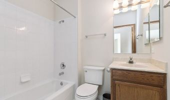 5311 W Mint Julip Dr 301, Alsip, IL 60803