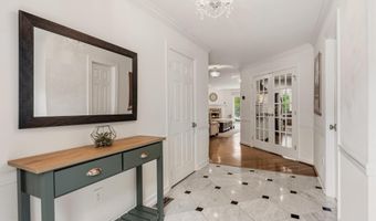 6313 MANCHESTER Way, Alexandria, VA 22304