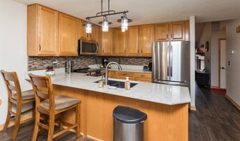 1538 Prairie Ct, Altoona, IA 50009