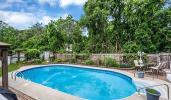 382 Wheaton Ave, Bayville, NJ 08721