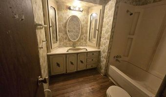 35 QUARRY HILL Ests 35, Akron, NY 14001