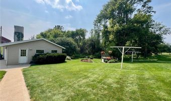 919 Genes Rd SE, Alexandria, MN 56308
