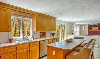 235 Holly Hills Ln, North Kingstown, RI 02874