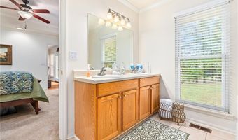 1717 CLAIRMONT Crst, Alexander City, AL 35010