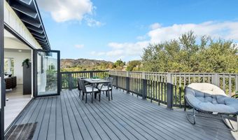 1029 Rainbow Valley Ct, Fallbrook, CA 92028