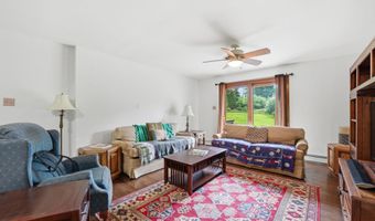 4920 BROOK HILLS Dr, Annandale, VA 22003