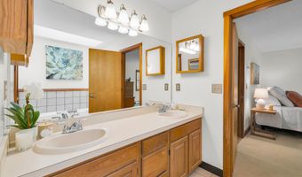 31 Wildwood Dr, Columbia, CT 06237