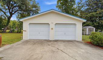 302 Butter Rd, Bonneau, SC 29431