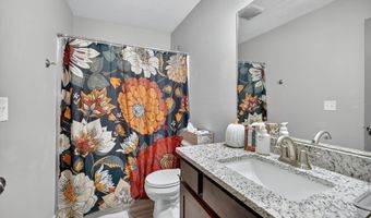 1205 S 12th St, Adel, IA 50003