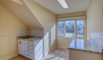 1810 WINDSWEPT Cir, Dover, DE 19901