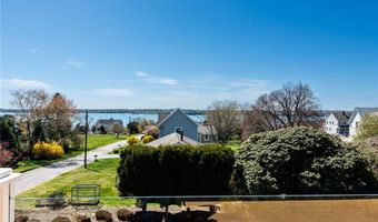 30 Bonnet View Dr, Jamestown, RI 02835