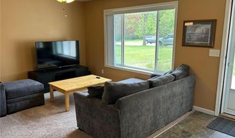 909 Oak St, Alexandria, MN 56308